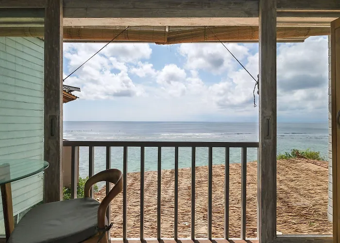 Le Cliff Bali 4*